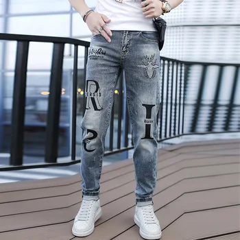 Мужские джинсы Прямые облегающие джинсовые брюки Insect Hot Drill 2023 Новые высококачественные брюки Homme Повседневная уличная одежда Мужские брюки